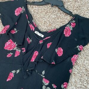 Billabong Black Form-Fitting Floral Dress with Low Neckline and a Laced Back